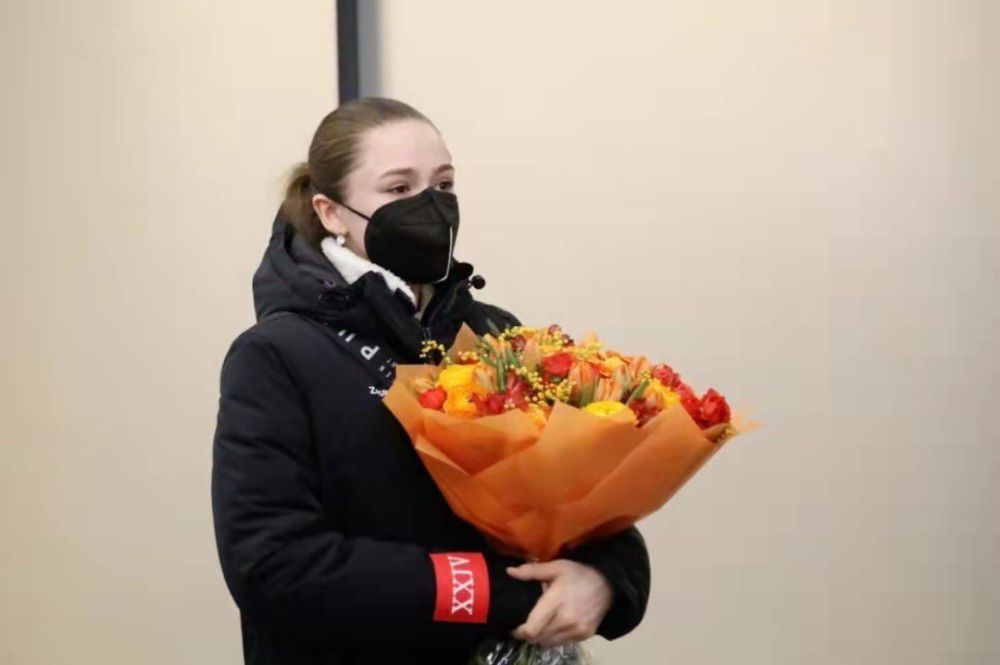 王俊凯《高能》开挂取胜 主播首秀记忆力秒杀!
